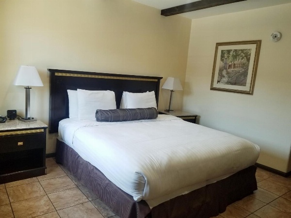 Tuscan Garden Inn Main image